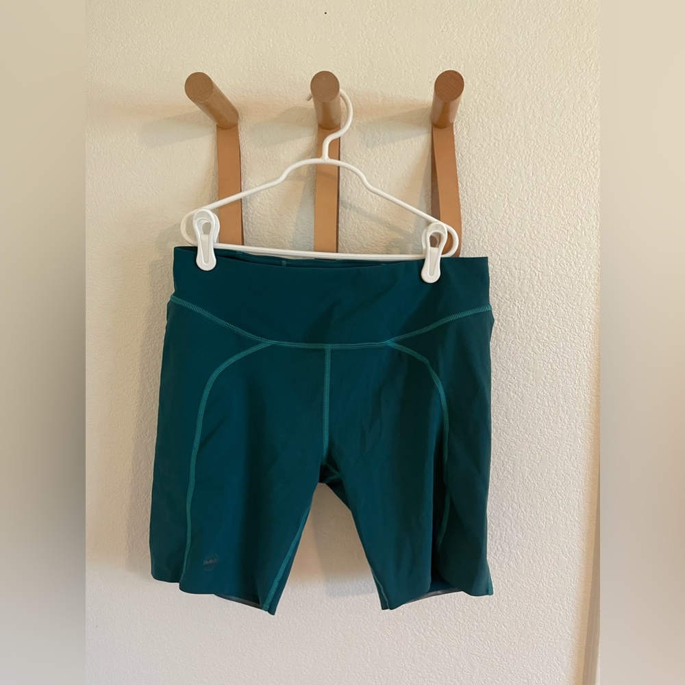 Janji running shorts